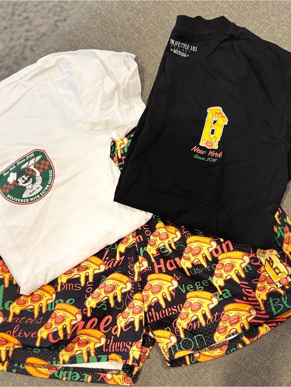 Men's Pizza-Print Shorts Set - Black & White Tops